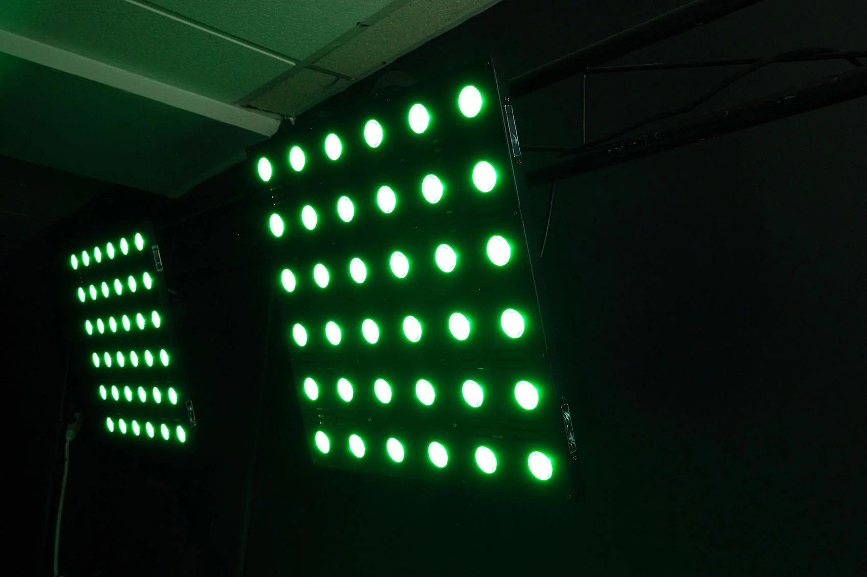 STAGE MATRIX 36 RGB 2-Pack - Image 11