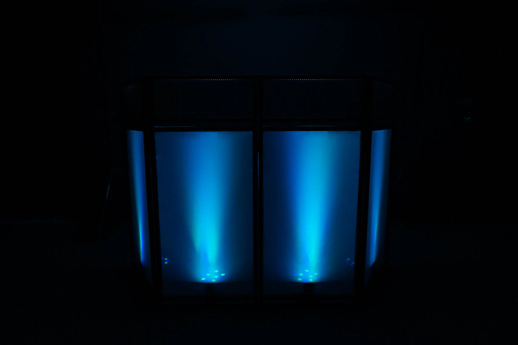 JBL DJ Package w/(2) VRX928LA 8" 400 Watt Array Speakers+Stands+Amplifier and Facade - Image 29