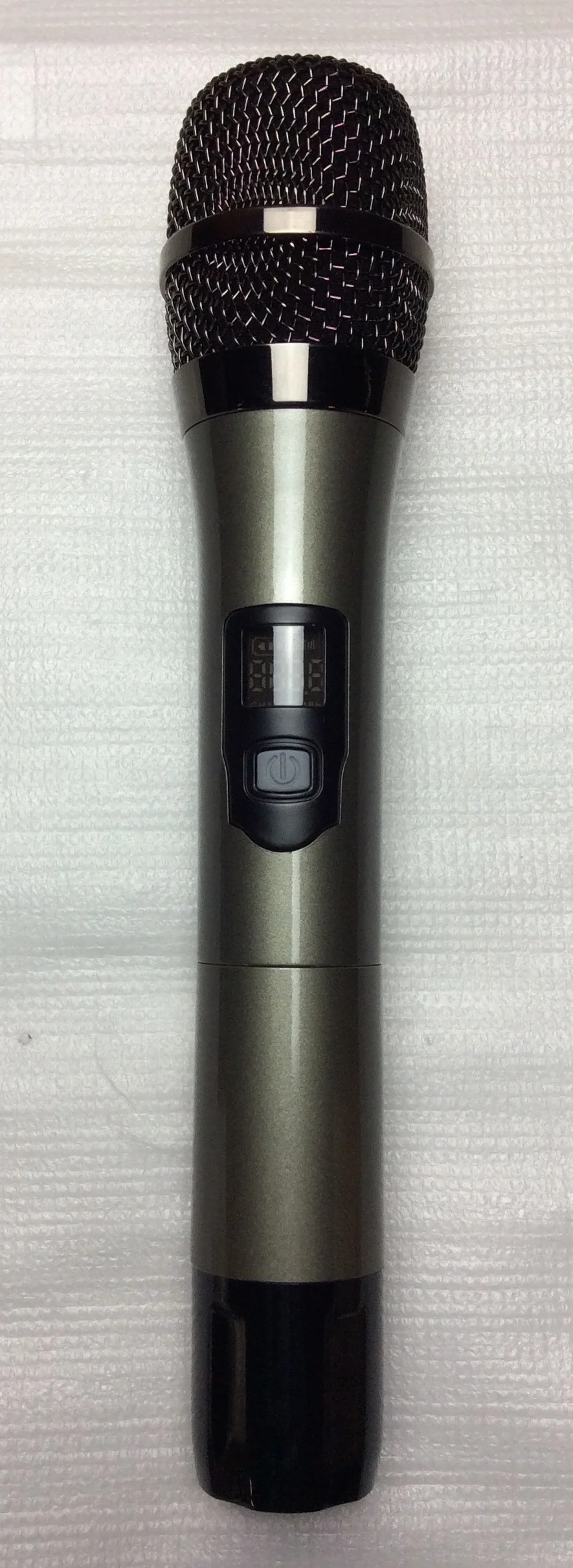 GO PARTY X10 and ZR10 WIRELESS MICROPHONE  560MHZ