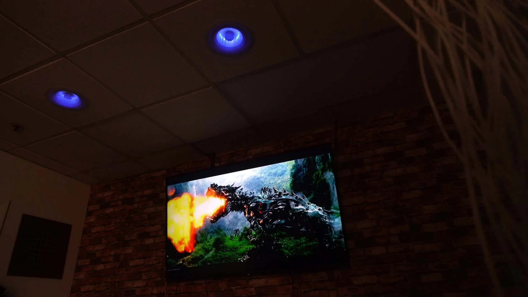 HC65B-LED [Used] - Image 5