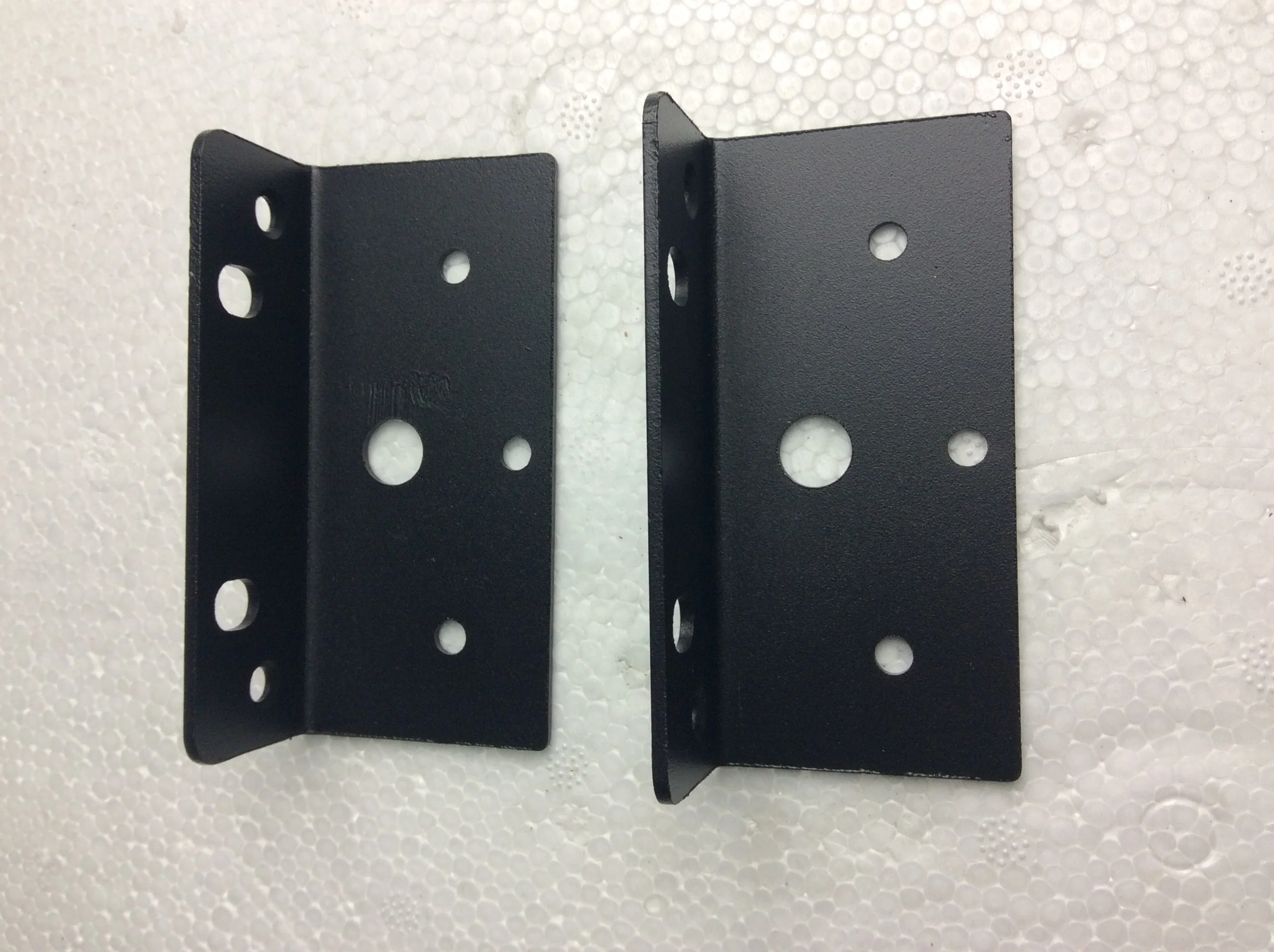 RCS90-6 MOUNT RACK EARS - Image 2