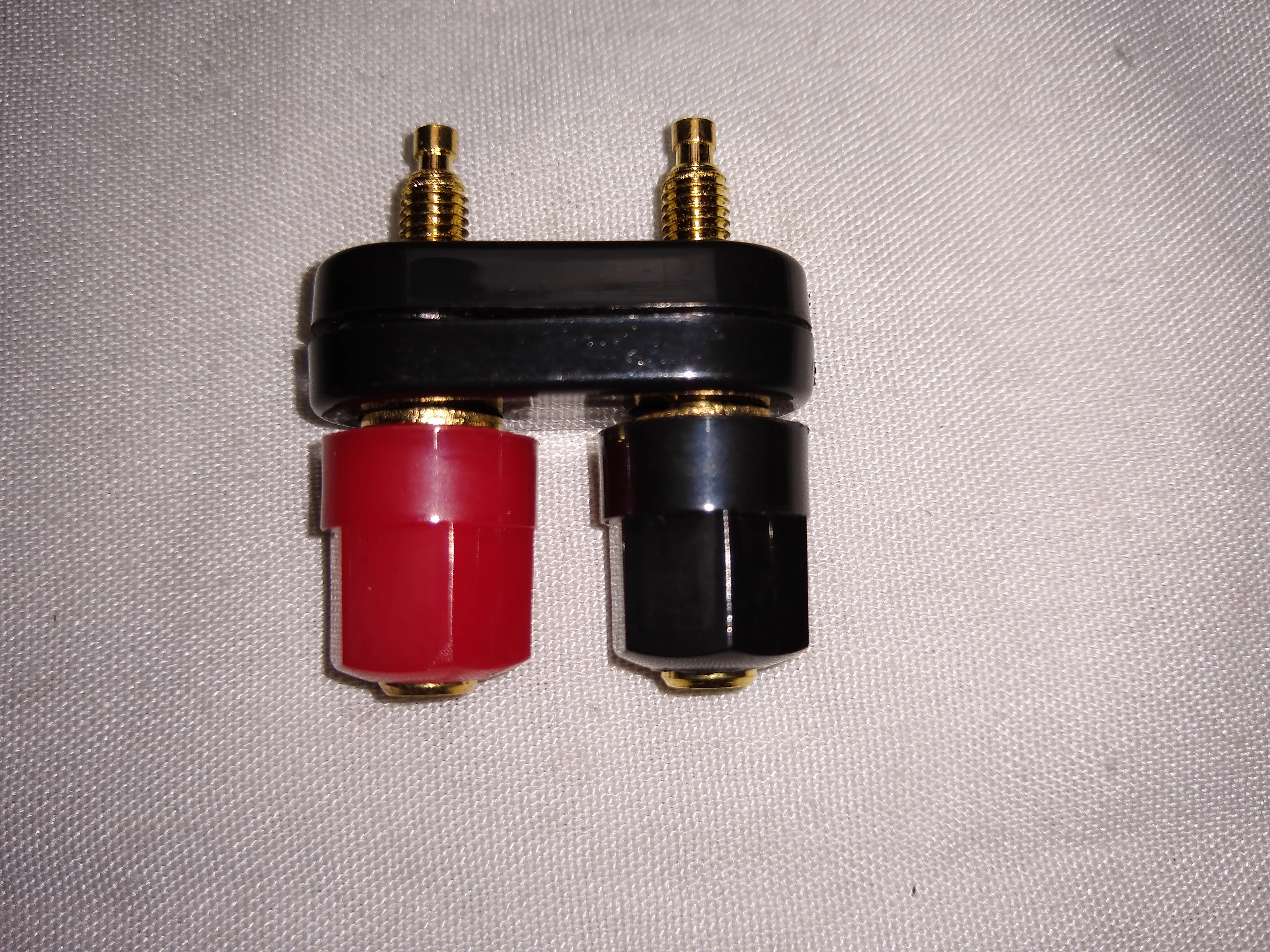 RPA60BT/RPA70WBT LEFT & RIGHT SPEAKER TERMINALS