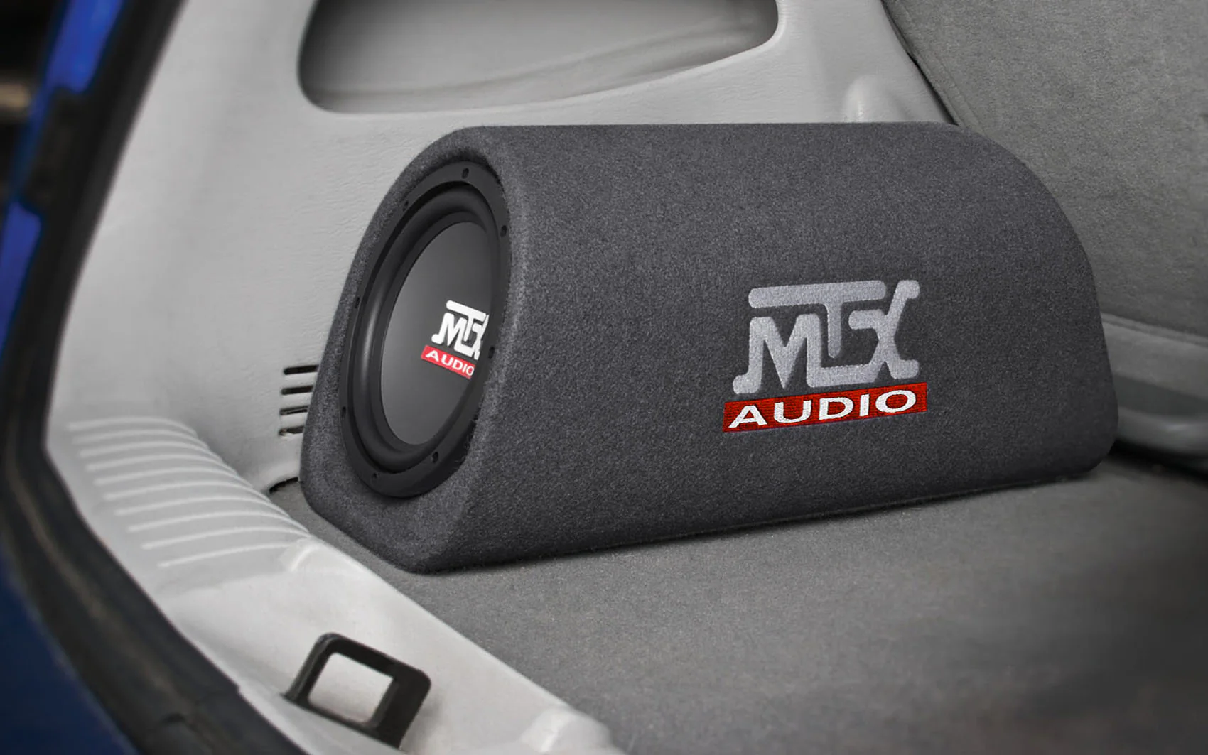 MTX Road Thunder RT8PT 8” 240 Watt Powered Vented/Ported Bass Tube+Amp Wire Kit - Image 5