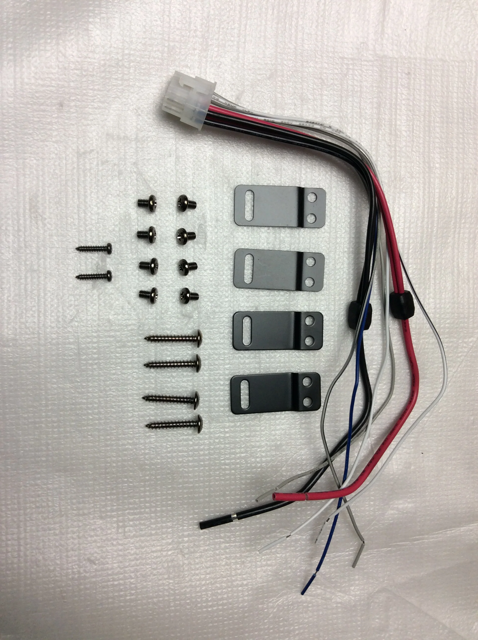 SS8P WIRE HARNESS AND MOUNTING KIT
