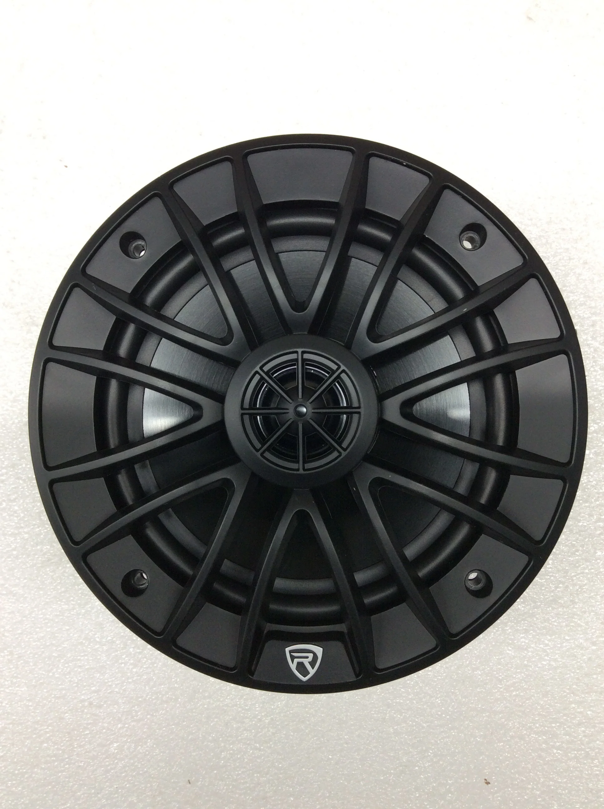 UT65B WOOFER WITH GRILL